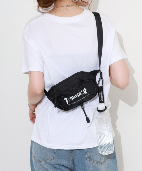THRASHER(スラッシャー)の「THRASHER ボトルホルダー付き ボディバッグ ウエストバッグ BAG 男女兼用(ボディバッグ/ウエストポーチ・メンズ・ブラック・FREE)」の4枚目の写真