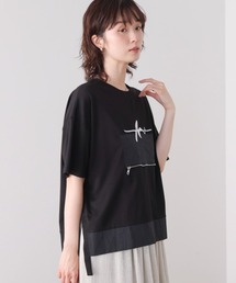 刺繍アンダーファスナーTシャツ