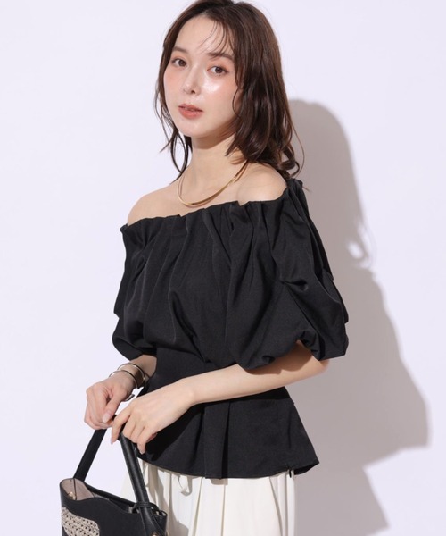 Mystrada(マイストラーダ)の「オフショルタックギャザーブラウス(シャツ/ブラウス・レディース・チャコールグレー/オフホワイト/カーキ/ブラック・38/36)」の20枚目の写真