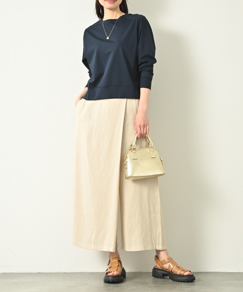 aunt lily(アントリリー)の「接触冷感 速乾 GIZAコットンプレミアムスムースデザインセッキンプルオーバー / 防シワ 綿100% GIZAコットン スムース ラウンドネック 長袖トップス きれいめ 大人カジュアル(Tシャツ/カットソー・レディース・オフホワイト/オレンジ/グレイッシュブルー/ネイビー・M/3L/LL/L/S)」の12枚目の写真