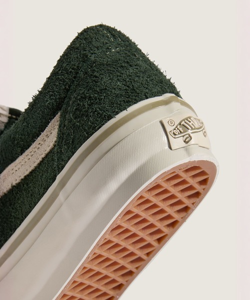 VANS(バンズ)の「VANS PREMIUM オールドスクール シャギースエード / LX Old Skool SHAG SUEDE KELP VN000D9JKEL1(スニーカー・メンズ・ダークグリーン・7.5/7/6/12/10.5/9.5/8)」の5枚目の写真