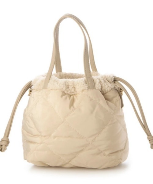 CACHELLIE(カシェリエ)の「QUILTING x BOA リバーシブル 2WAY SHOULDER(ショルダーバッグ・レディース・ブラック/グレー/アイボリー/グレイッシュベージュ・FREE)」の1枚目の写真