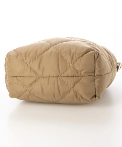 CACHELLIE(カシェリエ)の「QUILTING x BOA リバーシブル 2WAY SHOULDER(ショルダーバッグ・レディース・ブラック/グレー/アイボリー/グレイッシュベージュ・FREE)」の16枚目の写真