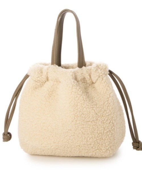 CACHELLIE(カシェリエ)の「QUILTING x BOA リバーシブル 2WAY SHOULDER(ショルダーバッグ・レディース・ブラック/グレー/アイボリー/グレイッシュベージュ・FREE)」の14枚目の写真