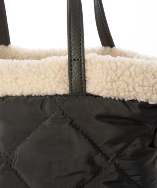 CACHELLIE(カシェリエ)の「QUILTING x BOA リバーシブル 2WAY SHOULDER(ショルダーバッグ・レディース・ブラック/グレー/アイボリー/グレイッシュベージュ・FREE)」の10枚目の写真