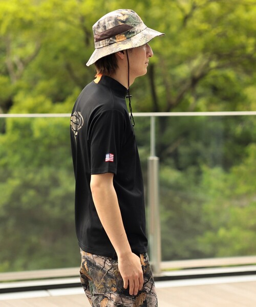 BEAMS GOLF(ビームスゴルフ)の「ORANGE LABEL / バッグロゴ ツリーカモ モックネックシャツ(吸水速乾・UVカット)(Tシャツ/カットソー・メンズ・ブラック/その他・XL/L/M/S)」の18枚目の写真