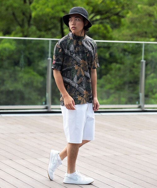 BEAMS GOLF(ビームスゴルフ)の「ORANGE LABEL / バッグロゴ ツリーカモ モックネックシャツ(吸水速乾・UVカット)(Tシャツ/カットソー・メンズ・ブラック/その他・XL/L/M/S)」の20枚目の写真
