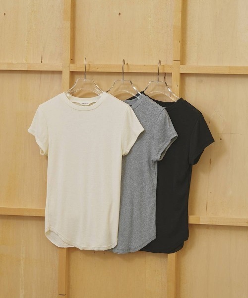 TODAYFUL(トゥデイフル)の「【TODAYFUL/トゥデイフル】Soft Fraice T-shirts/ソフトフレーズTシャツ(Tシャツ/カットソー・レディース・アイボリー/ダークグレー/グレー・FREE)」の10枚目の写真