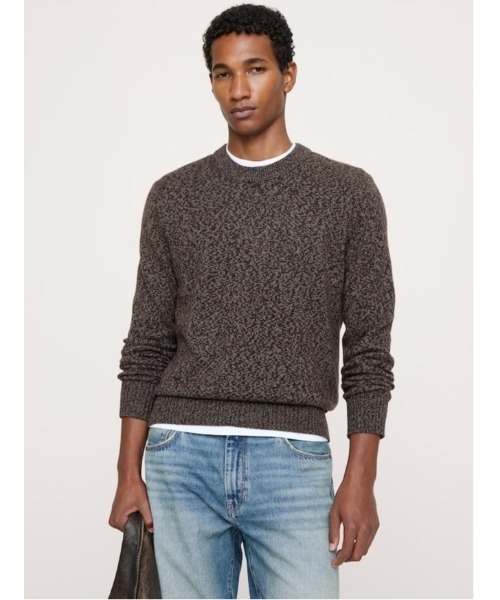 Banana Republic（バナナリパブリック）の「マールド コットンカシミヤ クルーネック セーター（ニット/セーター・メンズ・ブラウン/ナチュラル/ブルー系その他・S/M/L/XL）」の2枚目の写真