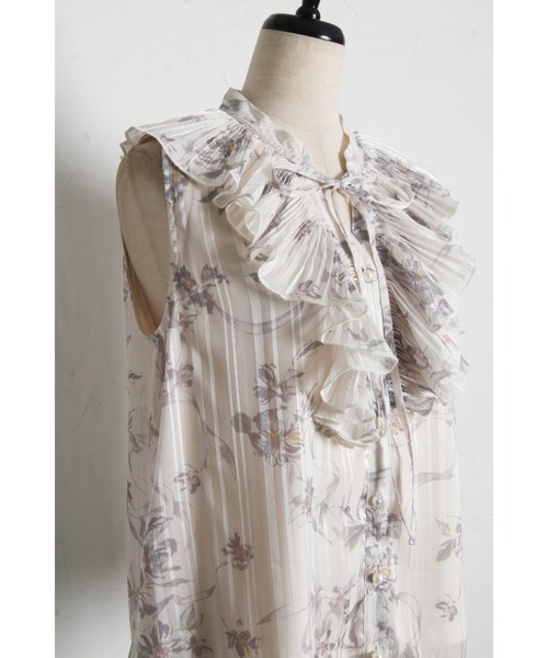 tocco closet(トッコ クローゼット)の「リボン付きラメドビーストライプ×リボンフラワープリントフリルブラウス(シャツ/ブラウス・レディース・オフホワイト/ブラック/ブラウン・M)」の21枚目の写真