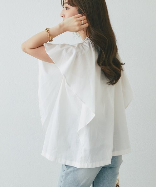 La boutique BonBon(ラブティックボンボン)の「【WEB限定・涼しくて着映え】ローンブラウス(シャツ/ブラウス・レディース・オフホワイト/ブラウン・FREE)」の4枚目の写真