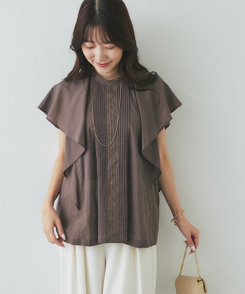 La boutique BonBon(ラブティックボンボン)の「【WEB限定・涼しくて着映え】ローンブラウス(シャツ/ブラウス・レディース・オフホワイト/ブラウン・FREE)」の14枚目の写真