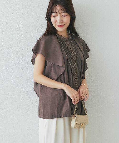 La boutique BonBon(ラブティックボンボン)の「【WEB限定・涼しくて着映え】ローンブラウス(シャツ/ブラウス・レディース・オフホワイト/ブラウン・FREE)」の17枚目の写真