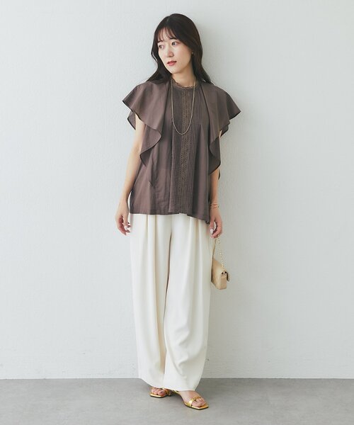 La boutique BonBon(ラブティックボンボン)の「【WEB限定・涼しくて着映え】ローンブラウス(シャツ/ブラウス・レディース・オフホワイト/ブラウン・FREE)」の18枚目の写真
