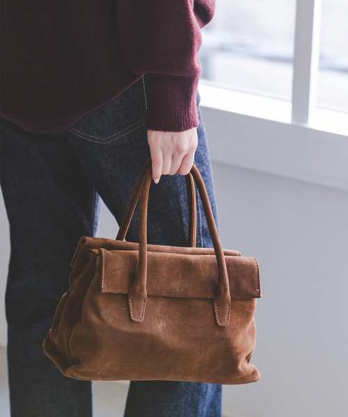 Noble(ノーブル)の「AULENTTI/オウレンティ スウェードフラップBAG(ハンドバッグ・レディース・ブラック/ブラウン・FREE)」の5枚目の写真