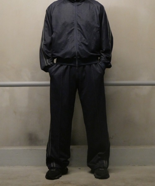 TENEZ(テネス)の「TENEZ Track Pants Two Stripes (デニム風)(スウェットパンツ・メンズ・ダークブルー・LARGE/MEDIUM)」の11枚目の写真