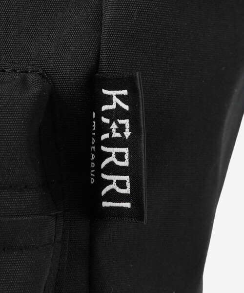 Bshop（ビショップ）の「KARRI | リサイクルコーデュラ 2WAY ショルダーバッグ S UNISEX（ショルダーバッグ・レディース・ブラック・S）」の7枚目の写真