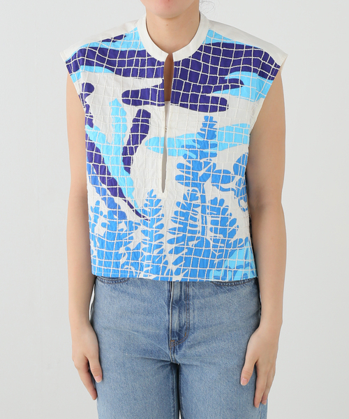 mii(ミー)の「【Mii/ミイ】 HAND EMBROIDRERED SLEEVELESS TOP(シャツ/ブラウス・レディース・ブルー・SMALL)」の4枚目の写真