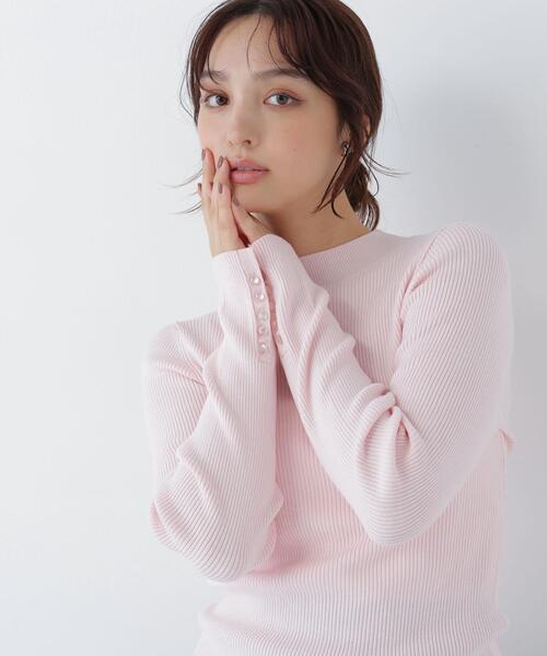 NATURAL BEAUTY BASIC(ナチュラルビューティーベーシック)の「ベーシックタートルニット(ニット/セーター・レディース・ピンク/レッド/オフホワイト/ネイビー・FREE)」の3枚目の写真