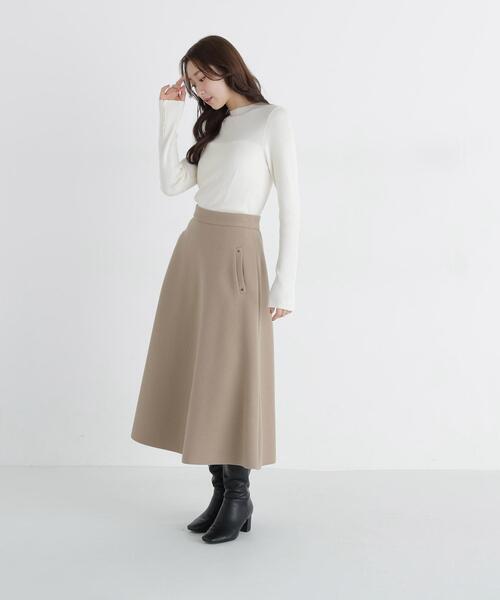 NATURAL BEAUTY BASIC(ナチュラルビューティーベーシック)の「ベーシックタートルニット(ニット/セーター・レディース・ピンク/レッド/オフホワイト/ネイビー・FREE)」の5枚目の写真