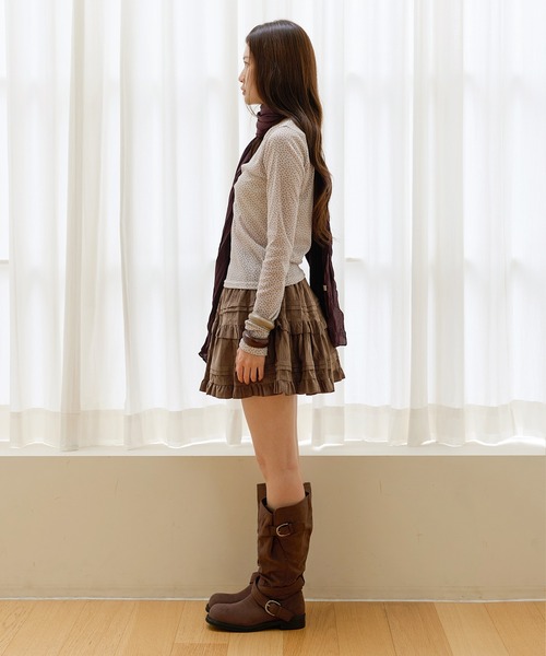 UNE MANSION(ユヌマンション)の「【2026AW新作アイテム】【UNE ORIGINAL】小花柄フロントシャーリングラブリーVネックTシャツカットソー(Tシャツ/カットソー・レディース・ブラウン/ライトベージュ/ネイビー・SMALL/MEDIUM)」の11枚目の写真