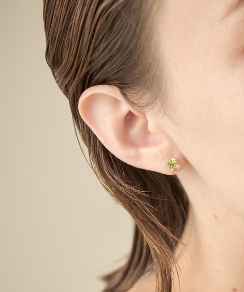 ete bijoux（エテビジュー）の「[ピース] K10YG ペリドット/グリーンクォーツ ピアス（ピアス（片耳用）・レディース・イエローゴールド・FREE）」の7枚目の写真