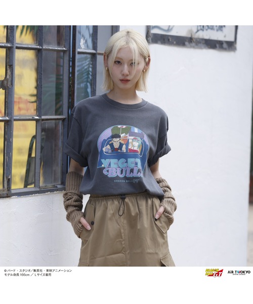 AIR TWOKYO(エアトゥーキョー)の「TVアニメ『DRAGON BALL GT』シーンイラストTシャツ 2(ベジータ・ブラ)(Tシャツ/カットソー・メンズ・グレー系その他/ホワイト系その他・XX-LARGE/X-LARGE/LARGE/MEDIUM/SMALL)」の2枚目の写真