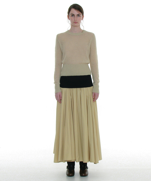 PARTIMENTO WOMEN(パルティメントウィメン)の「ボリュームフレアマキシスカート_クリーム(スカート・レディース・その他・SMALL/MEDIUM)」の1枚目の写真