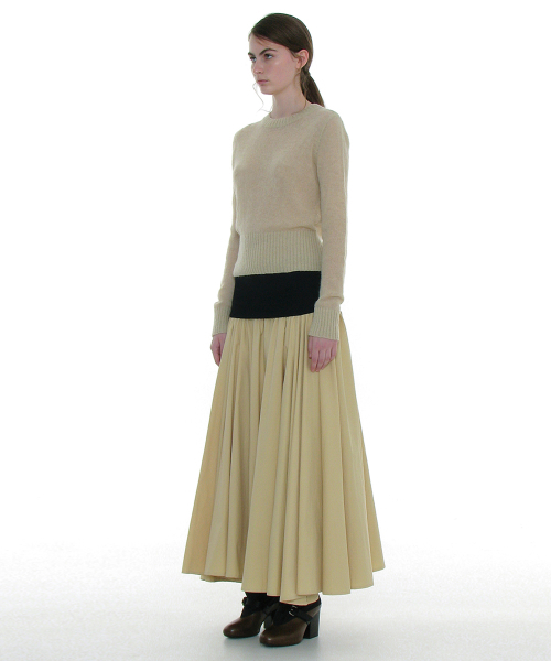 PARTIMENTO WOMEN(パルティメントウィメン)の「ボリュームフレアマキシスカート_クリーム(スカート・レディース・その他・SMALL/MEDIUM)」の2枚目の写真