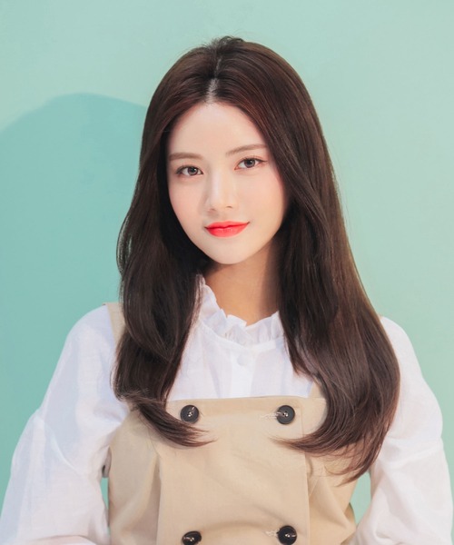 LINEASTORIA(リネアストリア)の「【キューブウィッグ・ロング】Cカールストレート(ウィッグ・レディース・その他4/その他7/その他3/その他5/その他8/その他6/その他1/その他2/その他9/その他10・FREE)」の3枚目の写真