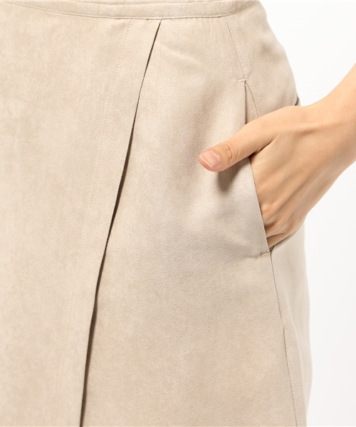 N.（N. Natural Beauty Basic）（エヌエヌナチュラルビューティーベーシック）の「スエードスリットミドルスカート（スカート・レディース・ブラウン/ベージュ・MEDIUM/SMALL）」の8枚目の写真