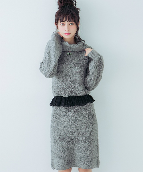 EATME（イートミー）の「タートルネックレイヤーニットワンピース（ワンピース・レディース・アイボリー/ピンク/グレー・FREE）」の2枚目の写真