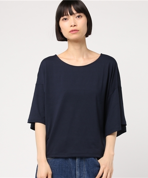 Honeys（ハニーズ）の「ＵＶカット 吸水速乾でさらさら着心地フレア袖プルオーバー（Tシャツ/カットソー・レディース・ブルー/オフホワイト/ピンク/ネイビー/ブラック/ライトピンク/ホワイト×ブラック・M/L/S）」の5枚目の写真