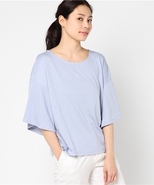 Honeys（ハニーズ）の「ＵＶカット 吸水速乾でさらさら着心地フレア袖プルオーバー（Tシャツ/カットソー・レディース・ブルー/オフホワイト/ピンク/ネイビー/ブラック/ライトピンク/ホワイト×ブラック・M/L/S）」の6枚目の写真