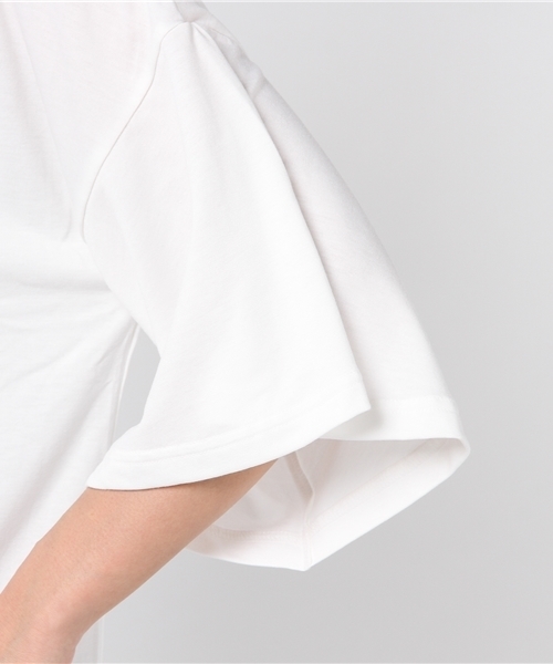 Honeys（ハニーズ）の「ＵＶカット 吸水速乾でさらさら着心地フレア袖プルオーバー（Tシャツ/カットソー・レディース・ブルー/オフホワイト/ピンク/ネイビー/ブラック/ライトピンク/ホワイト×ブラック・M/L/S）」の12枚目の写真