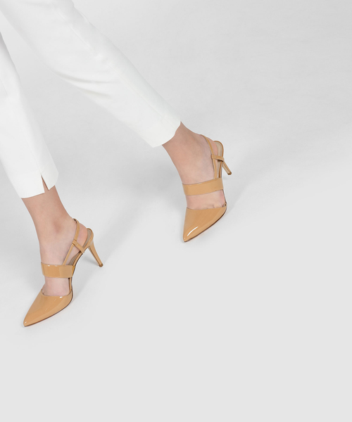 CHARLES & KEITH(チャールズ & キース)の「ポインテッドスリンングバックヒール / POINTED SLINGBACK HEELS(パンプス・レディース・ブラウン系その他/オレンジ/ブラック・24.5cm/22.5cm/23.5cm/23cm/25.5cm/25cm)」の20枚目の写真