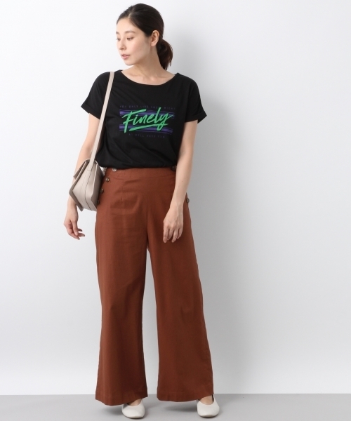 LEPSIM(レプシィム)の「80‘sライクロゴT/SS 802013(Tシャツ/カットソー・レディース・オフホワイト/ブラック/チャコールグレー・FREE)」の6枚目の写真