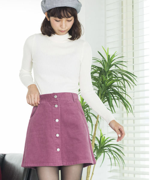 WEGO(ウィゴー)の「WEGO/コーデュロイフロントボタンミニスカート(スカート・レディース・ブラック/ブラウン/ワイン/ベージュ/ピンク/アイボリー・SMALL/MEDIUM/LARGE)」の6枚目の写真