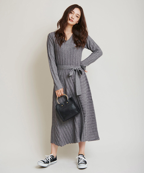 The Virgnia(ザ ヴァージニア)の「ワイドリブ切替ニットワンピース(ワンピース・レディース・ブラック/グレー/ボルドー・FREE)」の11枚目の写真