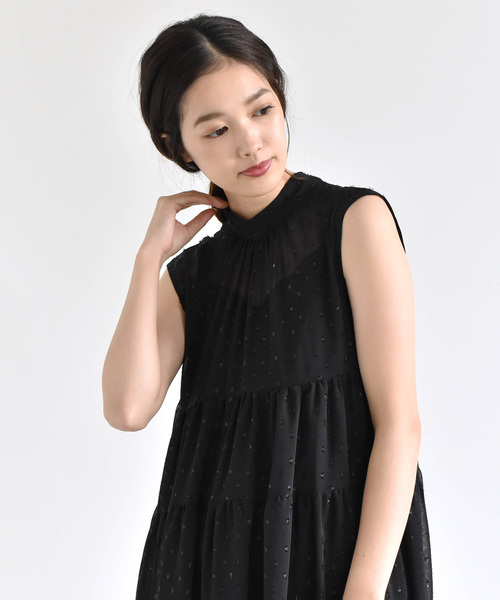 kaene(カエン)の「ドビーシフォンティアードワンピース(ドレス・レディース・ブラック/ネイビー・38/36/34)」の6枚目の写真