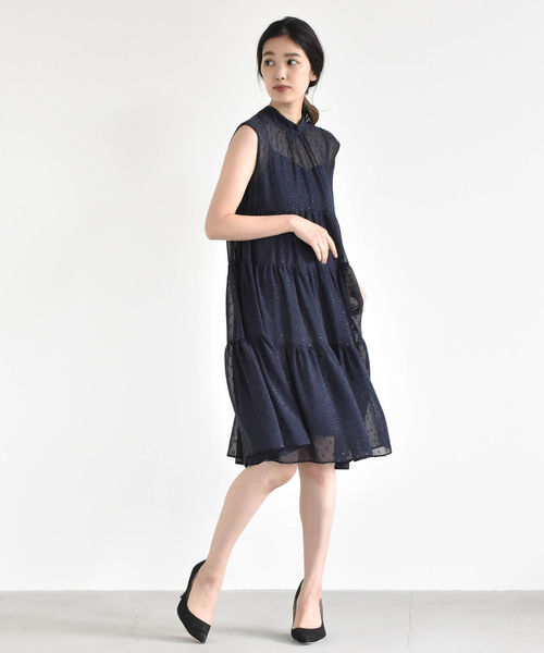 kaene(カエン)の「ドビーシフォンティアードワンピース(ドレス・レディース・ブラック/ネイビー・38/36/34)」の1枚目の写真