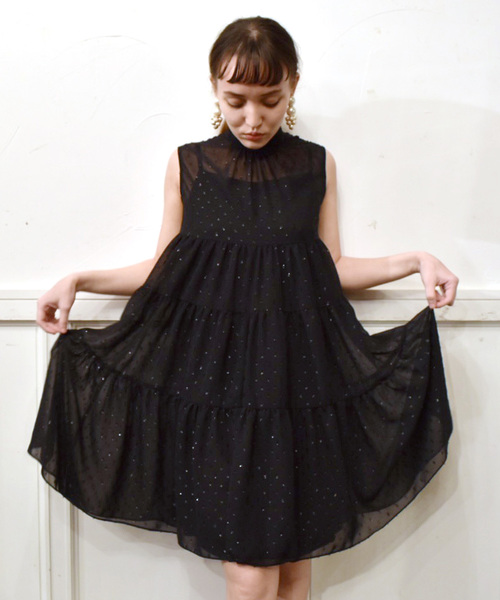 kaene(カエン)の「ドビーシフォンティアードワンピース(ドレス・レディース・ブラック/ネイビー・38/36/34)」の14枚目の写真