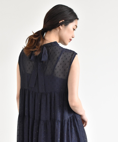 kaene(カエン)の「ドビーシフォンティアードワンピース(ドレス・レディース・ブラック/ネイビー・38/36/34)」の20枚目の写真