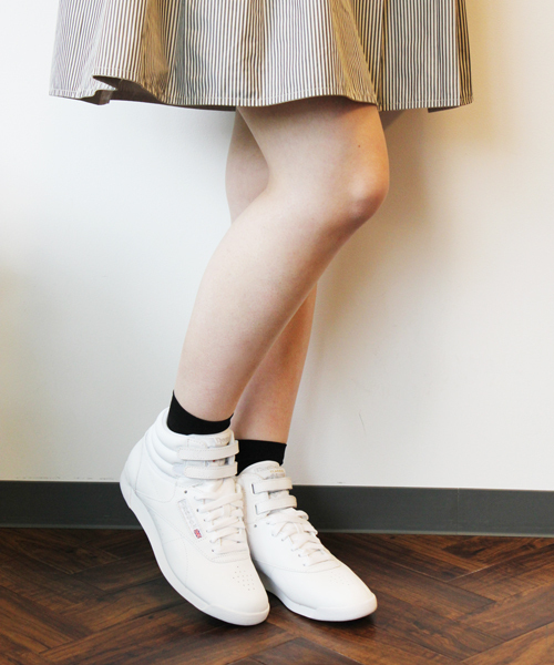 Reebok（リーボック）の「Reebok　FREESTYLE HI（スニーカー・レディース・ブラック/ホワイト・23.5/24/23/24.5）」の11枚目の写真