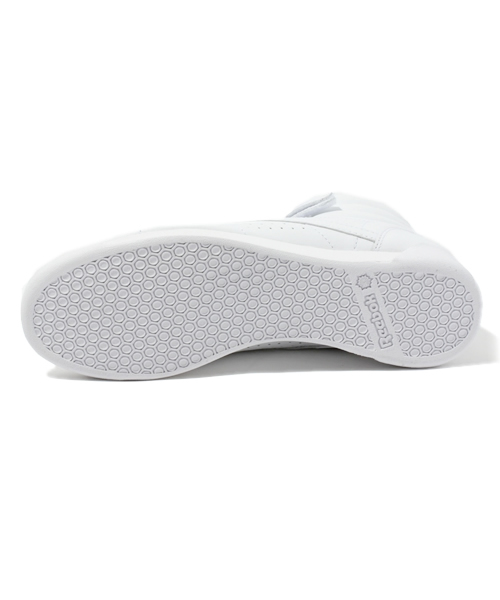 Reebok（リーボック）の「Reebok　FREESTYLE HI（スニーカー・レディース・ブラック/ホワイト・23.5/24/23/24.5）」の4枚目の写真