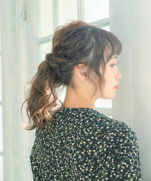 LINEASTORIA(リネアストリア)の「【ポニーテール】ブリッジポニーテール フリルカールミディ(ウィッグ・レディース・その他5/その他4/その他2/その他3/その他6/その他1・FREE)」の9枚目の写真