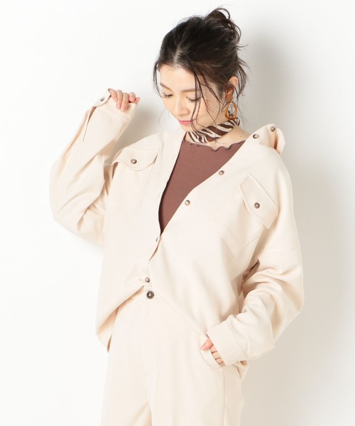 archives(アルシーヴ)の「【setupにも】ポケットチュニックBIGシャツ(シャツ/ブラウス・レディース・ベージュ/ブラウン/ブルー/アイボリー・MEDIUM)」の2枚目の写真