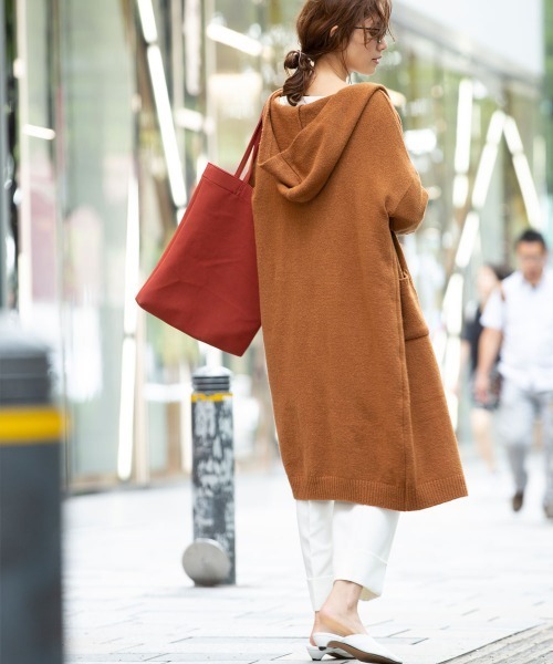 marjour（マージュール）の「HOODED KNIT CARDIGAN（カーディガン/ボレロ・レディース・アイボリー/キャメル・MEDIUM）」の6枚目の写真