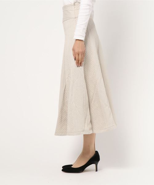 NINE（ナイン）の「ケーブルジャカードフレアスカート（スカート・レディース・アイボリー/キャメル・1/0）」の3枚目の写真