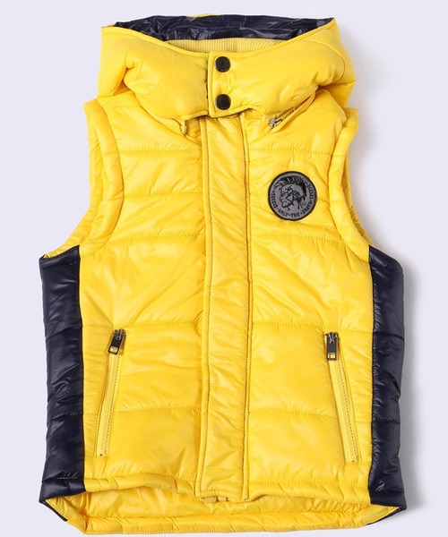 DIESEL（ディーゼル）の「DIESEL（ディーゼル）Kids & Junior ダウン中綿ベストベストブルゾン（ダウンベスト・キッズ・ブラック/イエロー/ネイビー・12Y/4Y/6Y/16Y/8Y/14Y/10Y）」の6枚目の写真